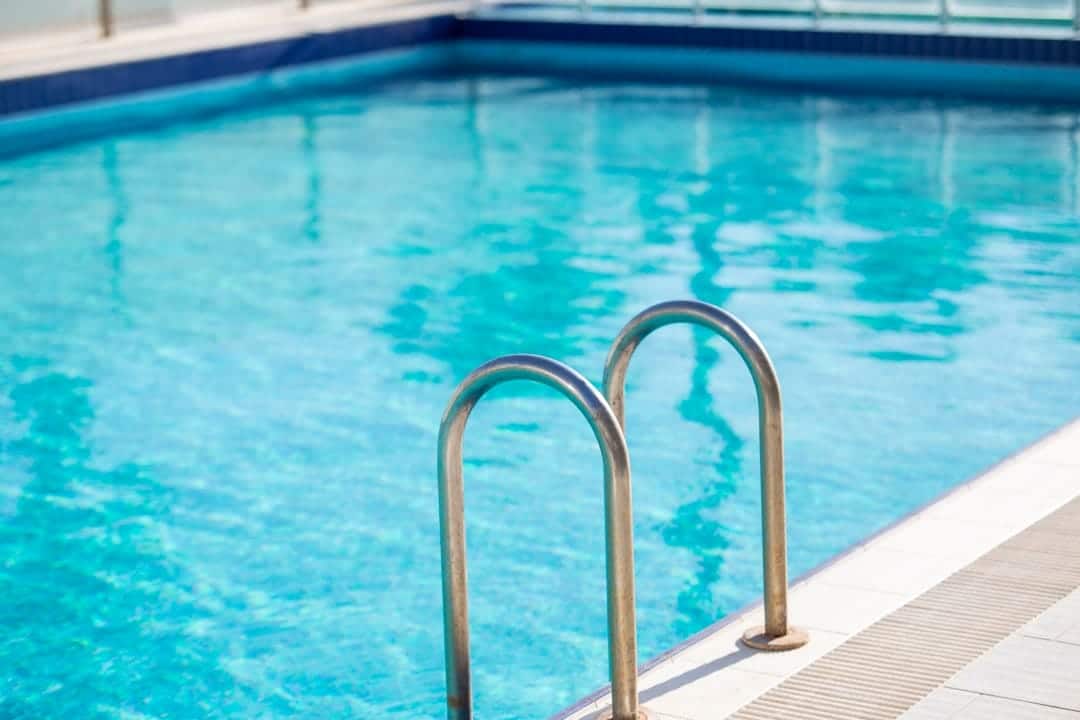 How to Prevent Algae in a Pool with a Solar Ionizer