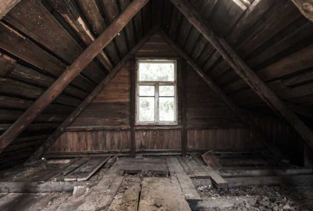 An attic before being insulated.